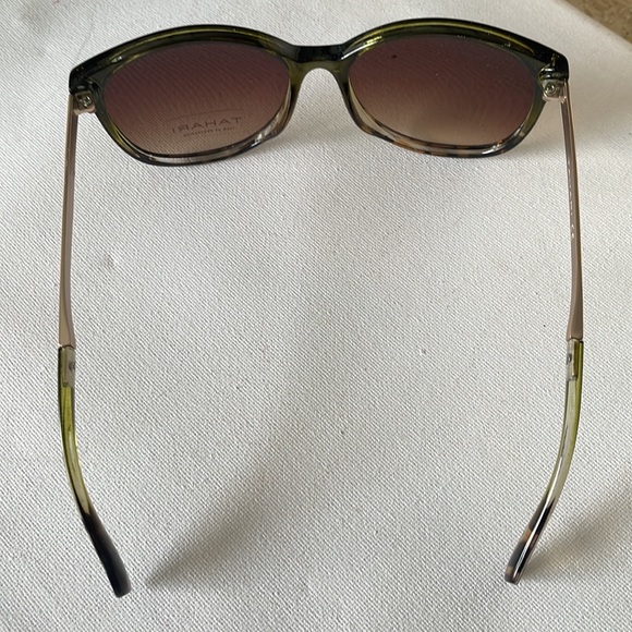 Unisex Authentic Sunglasses TAHARI 100%UV Protection. - Picture 6 of 9